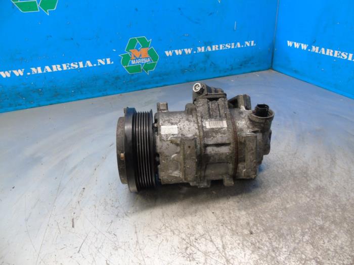 Gebruikte Aircopomp Toyota Avensis (T27) 2.0 16V VVT-i Prijs € 115,50 Margeregeling aangeboden door Maresia Auto Recycling B.V.