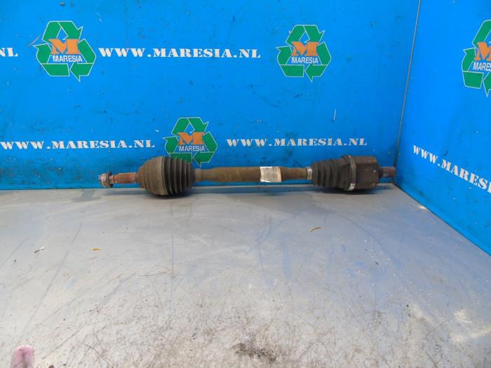 Gebruikte Steekas links-voor Renault Modus/Grand Modus (JP) 1.6 16V Prijs € 73,50 Margeregeling aangeboden door Maresia Auto Recycling B.V.