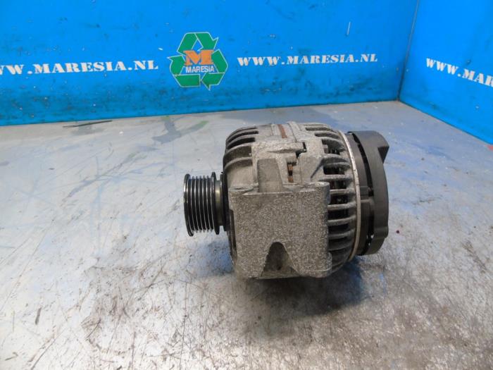 Gebruikte Dynamo Seat Altea (5P1) 1.8 TFSI 16V Prijs € 52,50 Margeregeling aangeboden door Maresia Auto Recycling B.V.