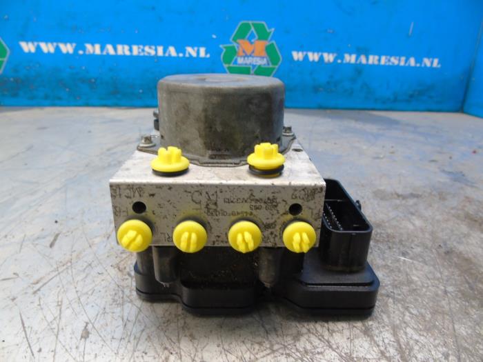 Gebruikte ABS Pomp Toyota Aygo (B40) 1.0 12V VVT-i Prijs € 78,75 Margeregeling aangeboden door Maresia Auto Recycling B.V.