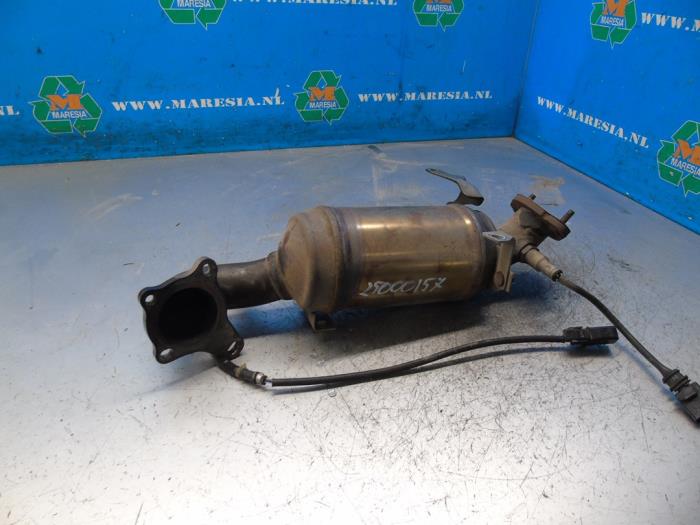 Gebruikte Katalysator Volkswagen Caddy III (2KA,2KH,2CA,2CH) 1.2 TSI Prijs € 183,75 Margeregeling aangeboden door Maresia Auto Recycling B.V.