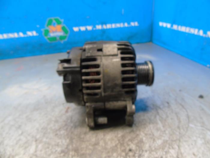 Gebruikte Dynamo Seat Leon (1P1) 1.4 TSI 16V Prijs € 78,75 Margeregeling aangeboden door Maresia Auto Recycling B.V.