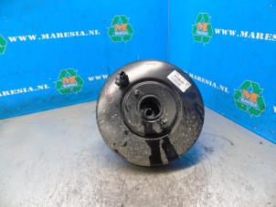 Gebruikte Rembooster Renault Megane IV Estate (RFBK) 1.3 TCE 140 16V Prijs € 94,50 Margeregeling aangeboden door Maresia Auto Recycling B.V.