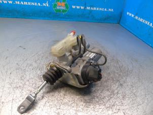 Gebruikte Hoofdremcilinder Lexus LS (F4) 600h 5.0 32V VVT-i Prijs € 210,00 Margeregeling aangeboden door Maresia Auto Recycling B.V.