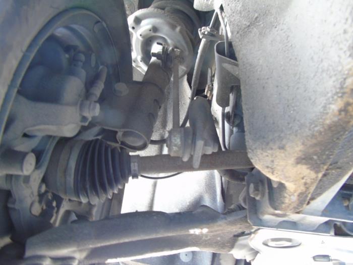 Aandrijfas rechts-voor van een Renault Kangoo Express (RFK) 1.5 Blue dCi 95 2023