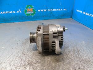 Gebruikte Dynamo Nissan Micra (K13) 1.2 12V Prijs € 31,50 Margeregeling aangeboden door Maresia Auto Recycling B.V.