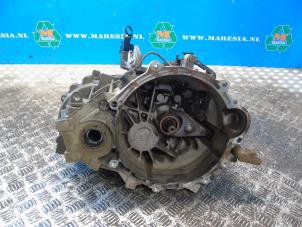 Gebruikte Versnellingsbak Kia Rio III (UB) 1.4 CRDi 16V Prijs € 577,50 Margeregeling aangeboden door Maresia Auto Recycling B.V.