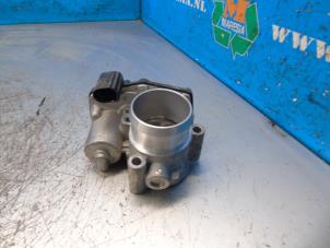 Gebruikte Gasklephuis Ford Fiesta 7 1.1 Ti-VCT 12V 70 Prijs € 42,00 Margeregeling aangeboden door Maresia Auto Recycling B.V.