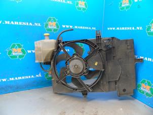 Gebruikte Koelvin Nissan Note (E11) 1.4 16V Prijs € 89,25 Margeregeling aangeboden door Maresia Auto Recycling B.V.