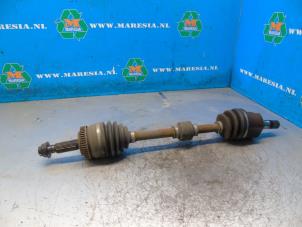 Gebruikte Homokineetas links-voor Kia Carens IV (RP) 1.7 CRDi 16V Prijs € 78,75 Margeregeling aangeboden door Maresia Auto Recycling B.V.