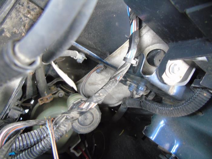 Gebruikte Servopomp Dacia Dokker (0S) 1.3 TCE 100 Prijs € 262,50 Margeregeling aangeboden door Maresia Auto Recycling B.V.