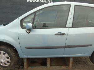 Gebruikte Deur 4Deurs links-voor Renault Modus/Grand Modus (JP) 1.6 16V Prijs € 157,50 Margeregeling aangeboden door Maresia Auto Recycling B.V.