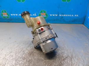 Gebruikte Pomp Servo Dacia Dokker Express (8S) Prijs € 315,00 Margeregeling aangeboden door Maresia Auto Recycling B.V.