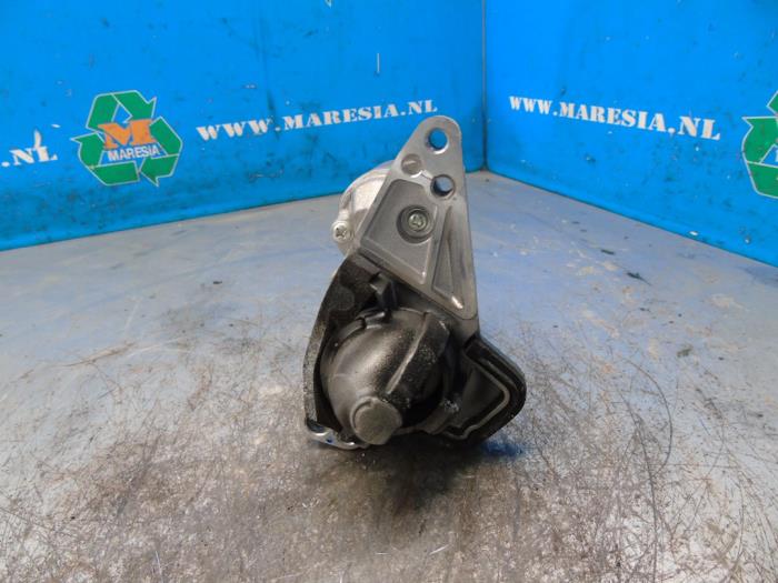 Gebruikte Startmotor Dacia Dokker Express (8S) Prijs € 42,00 Margeregeling aangeboden door Maresia Auto Recycling B.V.