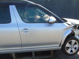 Gebruikte Deur 4Deurs rechts-voor Skoda Yeti (5LAC) 1.2 TSI 16V Prijs € 210,00 Margeregeling aangeboden door Maresia Auto Recycling B.V.