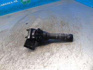 Gebruikte Ruitenwis Schakelaar Lexus CT 200h 1.8 16V Prijs € 36,75 Margeregeling aangeboden door Maresia Auto Recycling B.V.