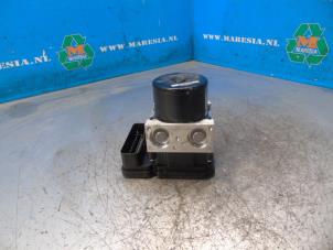 Gebruikte ABS Pomp Volvo V40 (MV) 1.6 D2 Prijs € 99,75 Margeregeling aangeboden door Maresia Auto Recycling B.V.