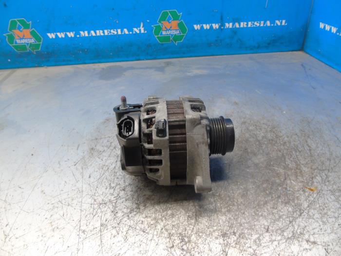 Gebruikte Dynamo Hyundai i20 1.2i 16V Prijs € 15,75 Margeregeling aangeboden door Maresia Auto Recycling B.V.
