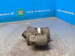 Gebruikte Startmotor Renault Twingo II (CN) 1.2 16V Prijs € 36,75 Margeregeling aangeboden door Maresia Auto Recycling B.V.