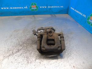 Gebruikte Remklauw (Tang) links-achter Mazda 6 SportBreak (GJ/GH/GL) 2.0 Skyactiv G 145 16V Prijs € 173,25 Margeregeling aangeboden door Maresia Auto Recycling B.V.