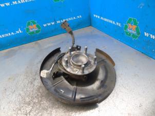 Gebruikte Fusee links-achter Mazda 6 SportBreak (GJ/GH/GL) 2.0 Skyactiv G 145 16V Prijs € 84,00 Margeregeling aangeboden door Maresia Auto Recycling B.V.