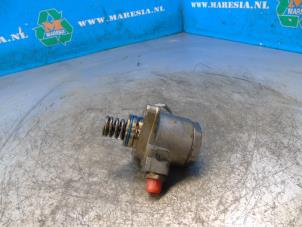 Gebruikte Hogedrukpomp Volkswagen Polo V (6R) 1.2 TSI 16V BlueMotion Technology Prijs € 68,25 Margeregeling aangeboden door Maresia Auto Recycling B.V.