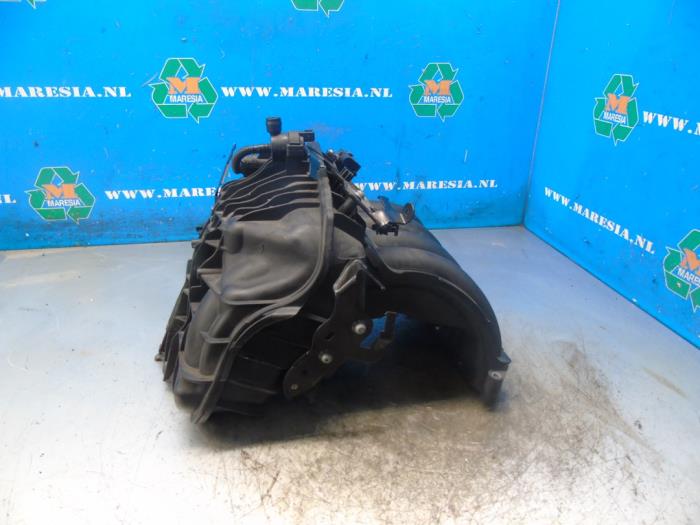 Gebruikte Spruitstuk Inlaat BMW 1 serie (E87/87N) 116i 2.0 16V Prijs € 73,50 Margeregeling aangeboden door Maresia Auto Recycling B.V.