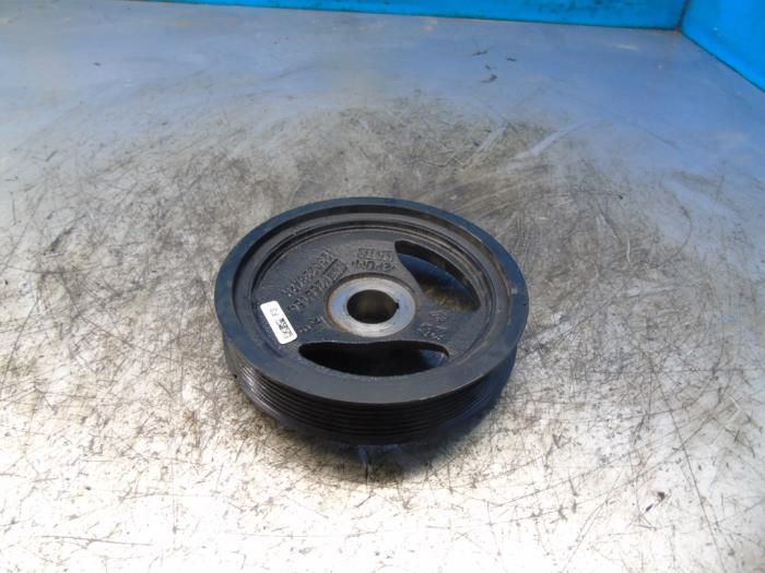 Gebruikte Krukas Poelie Nissan Juke (F16) 1.0 DIG-T 12V Prijs € 52,50 Margeregeling aangeboden door Maresia Auto Recycling B.V.