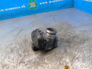 Gebruikte Gasklephuis Ford Transit Courier 1.5 TDCi 75 Prijs € 47,25 Margeregeling aangeboden door Maresia Auto Recycling B.V.