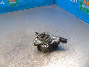 Gebruikte Vacuumpomp (Benzine) Dacia Dokker (0S) 1.3 TCE 100 Prijs € 52,50 Margeregeling aangeboden door Maresia Auto Recycling B.V.