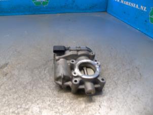 Gebruikte Gasklephuis Dacia Dokker (0S) 1.3 TCE 100 Prijs € 47,25 Margeregeling aangeboden door Maresia Auto Recycling B.V.