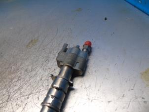 Gebruikte Injector (benzine injectie) BMW 1 serie (E87/87N) 116i 2.0 16V Prijs € 262,50 Margeregeling aangeboden door Maresia Auto Recycling B.V.