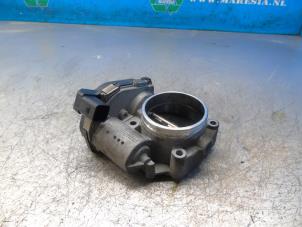 Gebruikte Gasklephuis BMW 1 serie (E87/87N) 116i 2.0 16V Prijs € 31,50 Margeregeling aangeboden door Maresia Auto Recycling B.V.