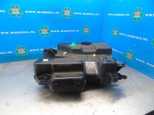 Gebruikte Adblue tank Peugeot Expert (V1/VA/VB/VE/VF/VT/VY) 1.5 BlueHDi 120 Prijs € 472,50 Margeregeling aangeboden door Maresia Auto Recycling B.V.
