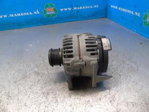 Gebruikte Dynamo Volkswagen Caddy III (2KA,2KH,2CA,2CH) 1.9 TDI Prijs € 78,75 Margeregeling aangeboden door Maresia Auto Recycling B.V.