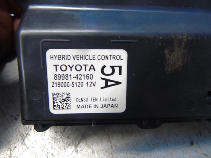 Computer Body Control van een Toyota RAV4 (A5) 2.5 Hybrid 16V AWD 2019