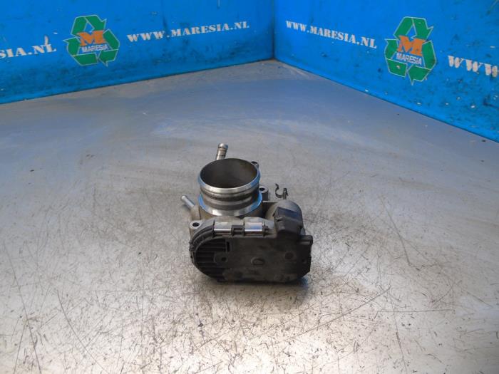 Gebruikte Gasklephuis Kia Venga 1.4 CVVT 16V Prijs € 42,00 Margeregeling aangeboden door Maresia Auto Recycling B.V.