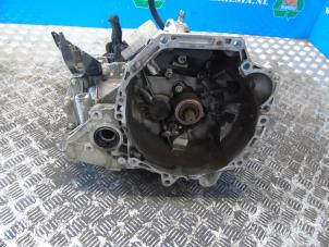 Gebruikte Versnellingsbak Dacia Sandero II 0.9 TCE 12V Prijs € 525,00 Margeregeling aangeboden door Maresia Auto Recycling B.V.