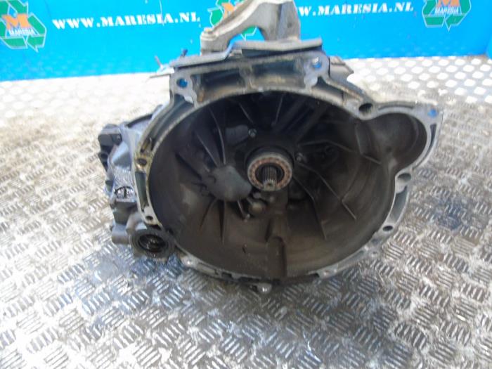 Gebruikte Versnellingsbak Ford Fiesta 6 (JA8) 1.6 16V Sport Prijs € 315,00 Margeregeling aangeboden door Maresia Auto Recycling B.V.