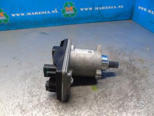 Gebruikte Stuurbekrachtiging Pomp Tesla Model Y (5YJY) RWD Prijs € 525,00 Margeregeling aangeboden door Maresia Auto Recycling B.V.