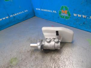 Gebruikte Hoofdremcilinder Tesla Model Y (5YJY) RWD Prijs € 105,00 Margeregeling aangeboden door Maresia Auto Recycling B.V.