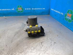 Gebruikte ABS Pomp Peugeot RCZ (4J) 1.6 16V THP R Prijs € 157,50 Margeregeling aangeboden door Maresia Auto Recycling B.V.