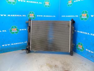 Gebruikte Radiateur Renault Clio IV (5R) 0.9 Energy TCE 90 12V Prijs € 52,50 Margeregeling aangeboden door Maresia Auto Recycling B.V.