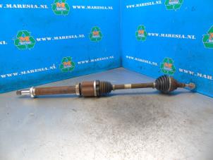 Gebruikte Homokineetas rechts-voor Ford Mondeo V Wagon 2.0 Hybrid 16V Prijs € 210,00 Margeregeling aangeboden door Maresia Auto Recycling B.V.