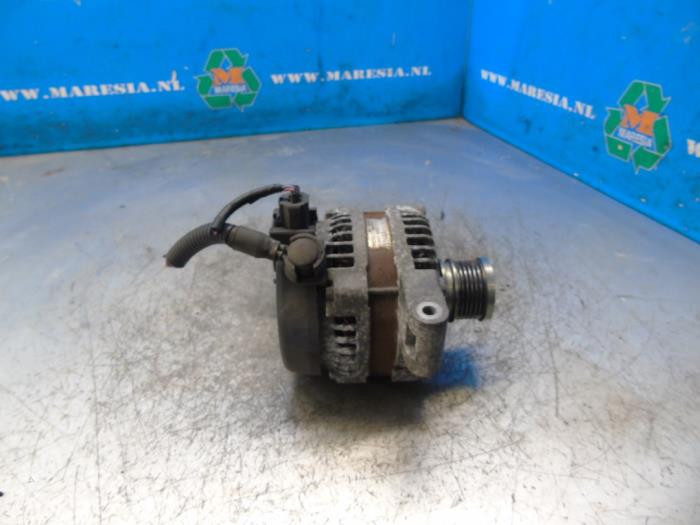 Gebruikte Dynamo Ford Focus C-Max 1.8 16V Prijs € 78,75 Margeregeling aangeboden door Maresia Auto Recycling B.V.