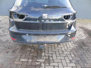 Gebruikte Achterbumper Seat Leon ST (5FF) 1.6 TDI 16V Prijs € 262,50 Margeregeling aangeboden door Maresia Auto Recycling B.V.