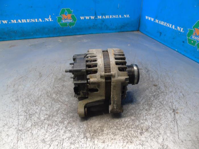 Gebruikte Dynamo Opel Meriva (B) 1.4 Turbo 16V ecoFLEX Prijs € 36,75 Margeregeling aangeboden door Maresia Auto Recycling B.V.
