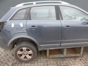Gebruikte Deur 4Deurs rechts-achter Opel Antara (LA6) 2.4 16V 4x4 Prijs € 105,00 Margeregeling aangeboden door Maresia Auto Recycling B.V.