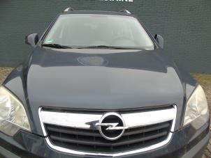Gebruikte Motorkap Opel Antara (LA6) 2.4 16V 4x4 Prijs € 105,00 Margeregeling aangeboden door Maresia Auto Recycling B.V.