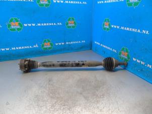 Gebruikte Aandrijfas rechts-voor Volkswagen Polo V (6R) 1.2 12V BlueMotion Technology Prijs € 52,50 Margeregeling aangeboden door Maresia Auto Recycling B.V.